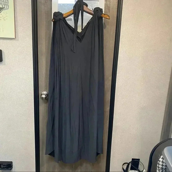 1044 Smythe Shoulder Knot Sleeveless Dress - Picture 1 of 5